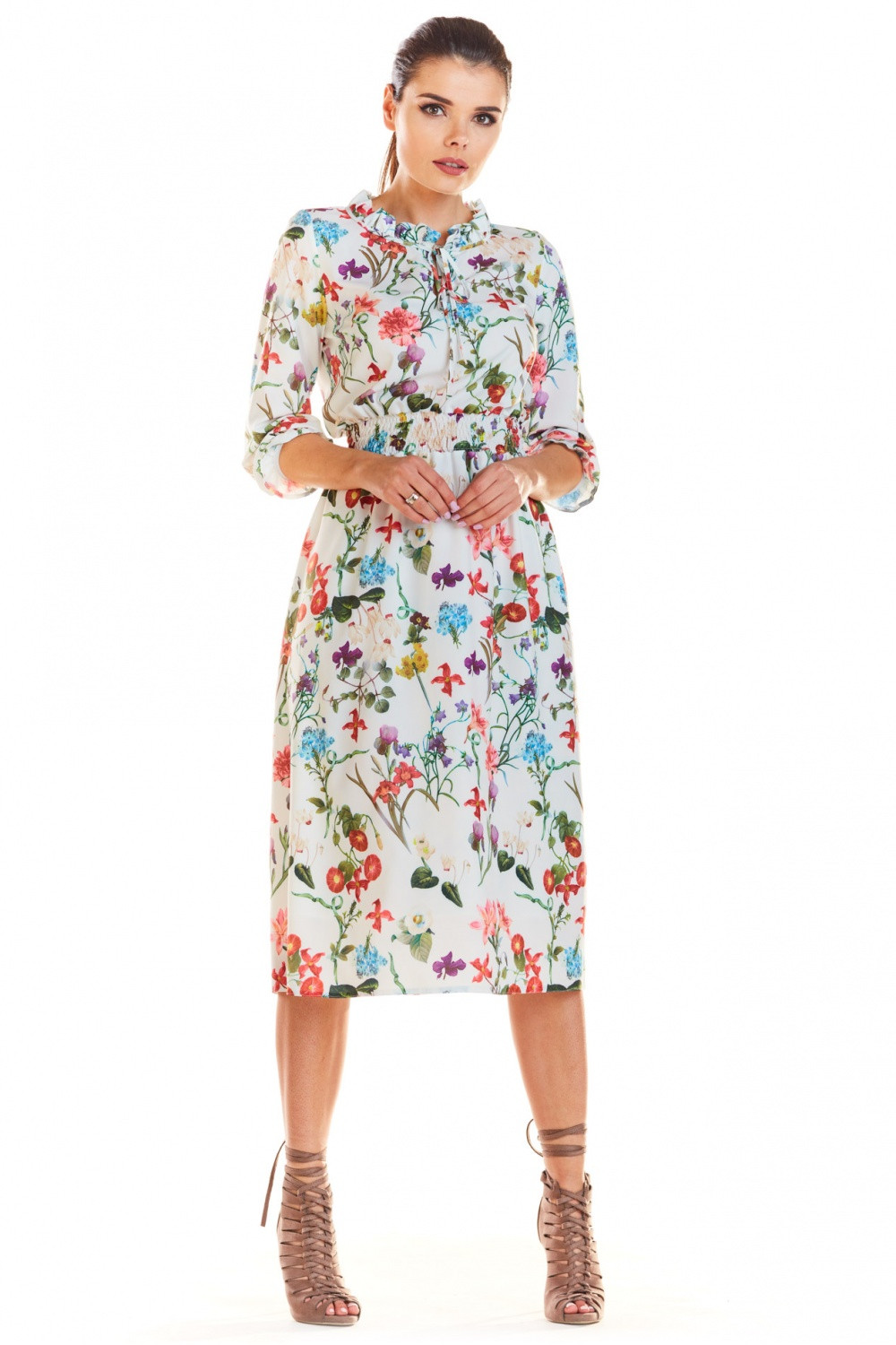 Denní šaty model M201 bílé - květovaný vzor - Infinite You květy 42/XL