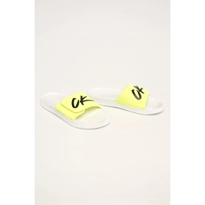 Pantofle KM0KM00499-YCD bíložlutá - Calvin Klein