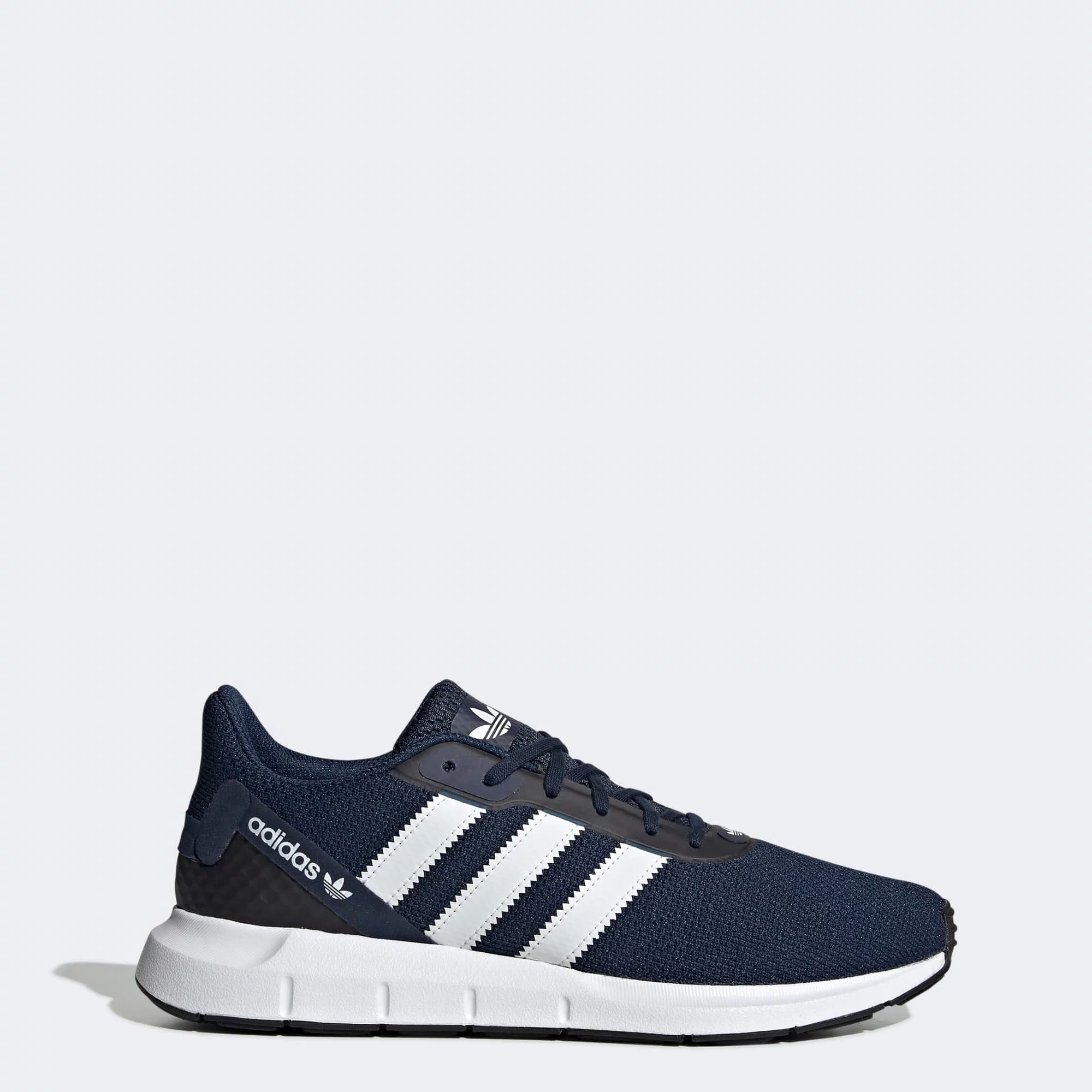 tênis adidas originals swift run w azul