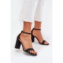 Dámské lesklé sandály na podpatku 1-215 Černé - Queen VIVI