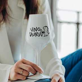 VÍNOSAURUS - bílá nerozbitná sklenice na víno 470 ml