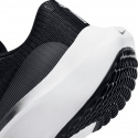 Pánské běžecké boty Zoom Fly 5 M DM8968-001 černo-bílé - Nike
