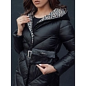 Dámský prošívaný kabát s kapucí TY4513 černý - FashionStreet