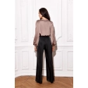 Dámská saténová halenka BLU0194 hnědá - Roco Fashion