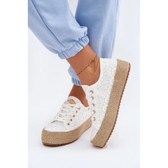 Krajkové tenisky espadrilky LCW-26-31-4326 bílé - Lee Cooper