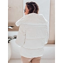 Dámská prošívaná krátká bunda s kožešinou TY5070 bílá - FashionStreet