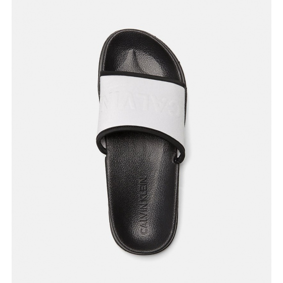 Pantofle KW0KW00514-091 stříbrná - Calvin Klein