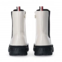 Dámské kotníkové boty T3A5-33058-1355101-101 Ecru s černou - Tommy Hilfiger
