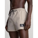 Pánské plavky KM0KM00979 PE0 béžové - Calvin Klein