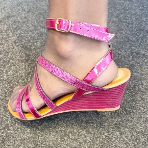 Dámské sandály Nio Nio fuchsiové - Sweet Shoes