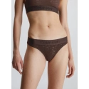 Dámská tanga 000QF7287E BKC tm. hnědé - Calvin Klein